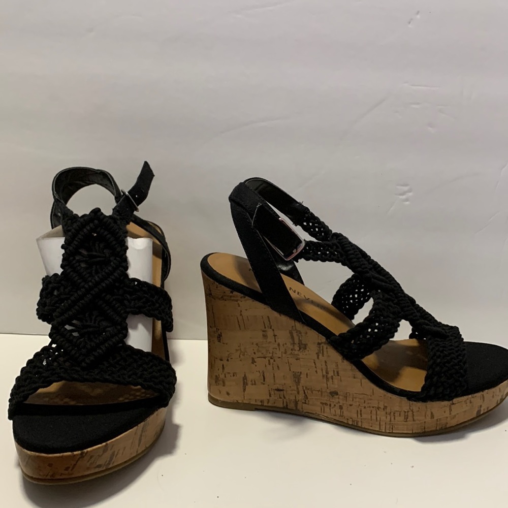 New in box black crochet style wedge